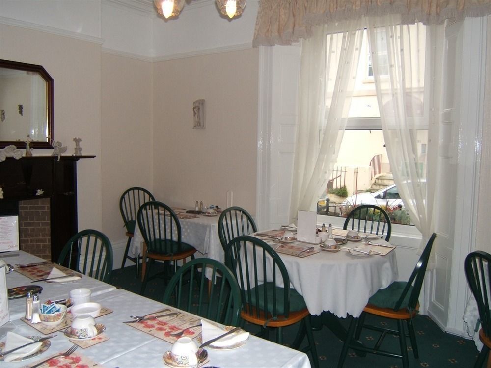 Poppy'S Guest House Плимът Екстериор снимка